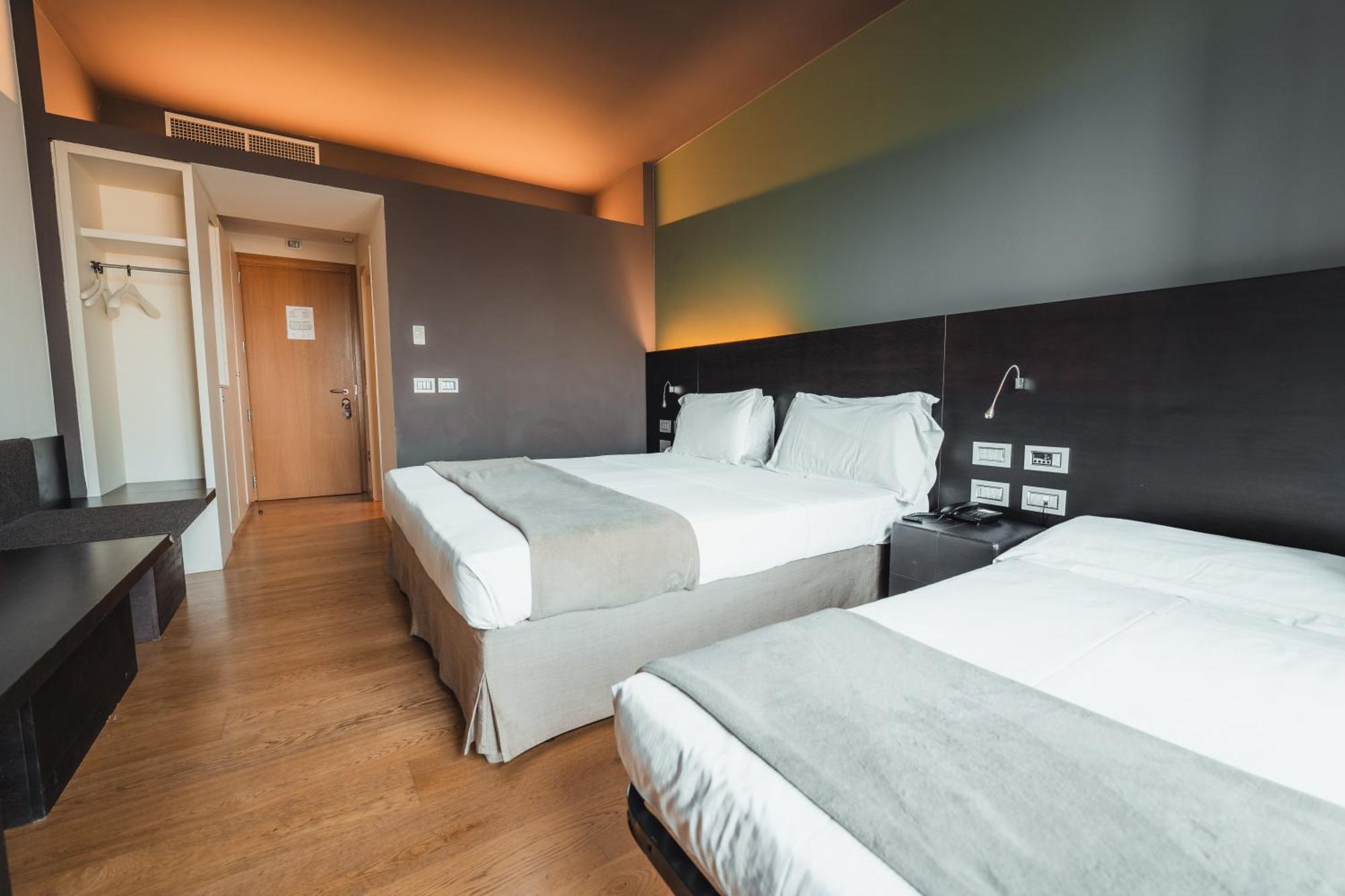 Mod 05 Bike Hotel Сандра Екстер'єр фото